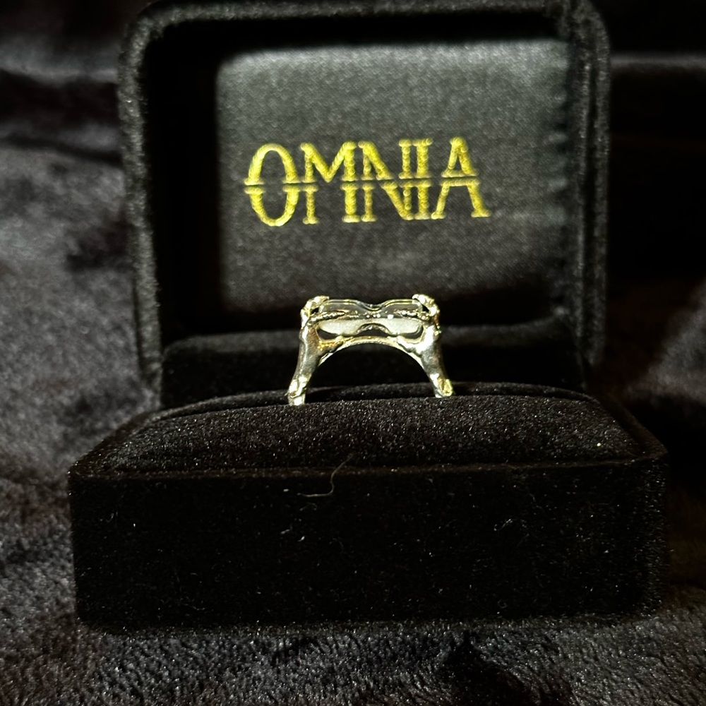 Omnia Studios MOIRA - POLISHED STERLING SILVER WITH WHITE SAND TIMER